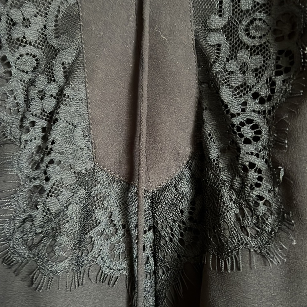 Loft Ruffled Shirt size M - Picture 3 of 3